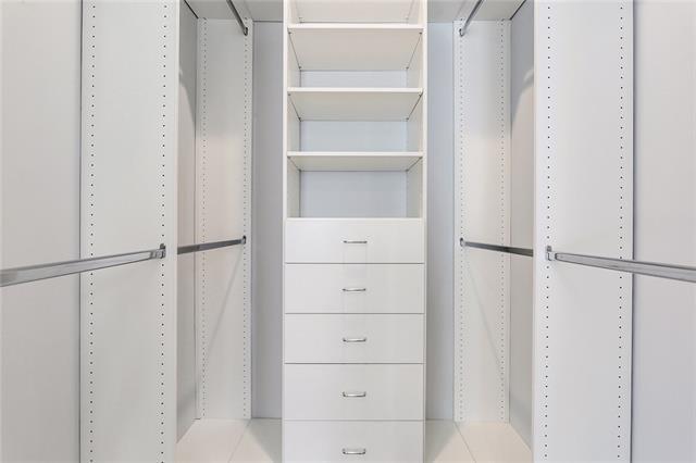 Building Photo - 3431 Chartres St