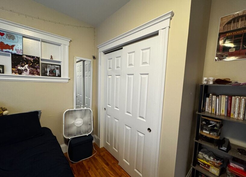 Building Photo - 74 Frederick Ave