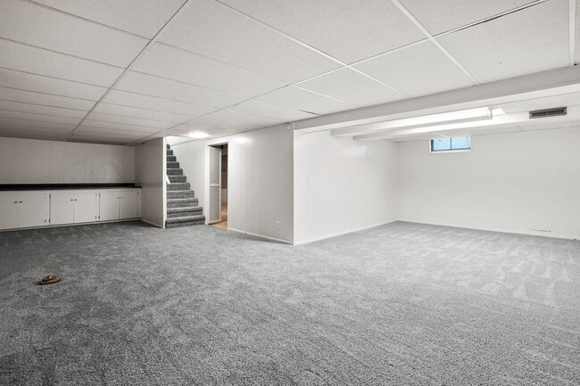 Building Photo - 1000 Glenmore Ave