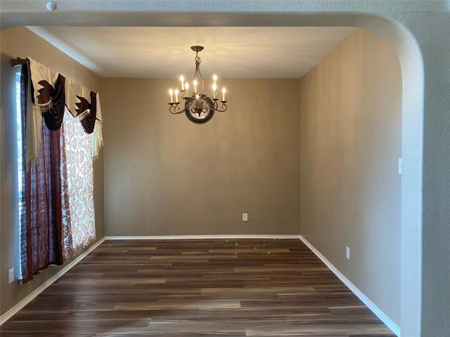 Building Photo - 615 Lone Ridge Way
