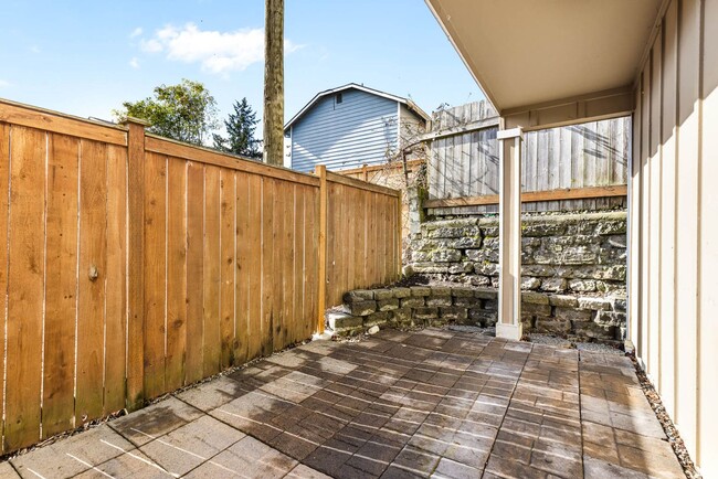 Building Photo - 14539 32nd Ave NE