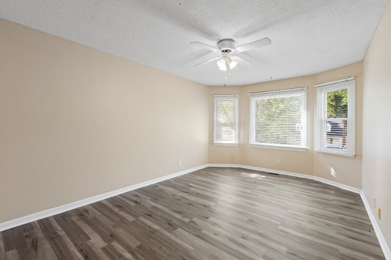 Building Photo - 111 Rose Ann Ct