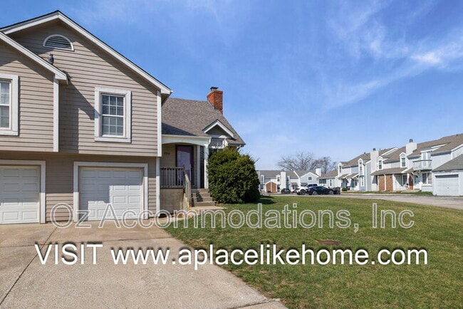 Building Photo - 530 SE Hampton St