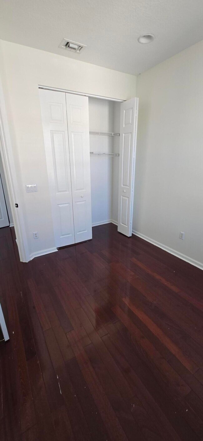 Building Photo - 3919 Passion Flower Rd