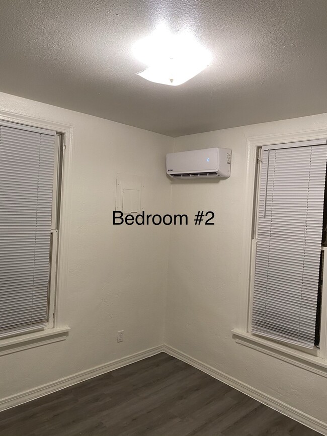 Building Photo - 1012 Boston St