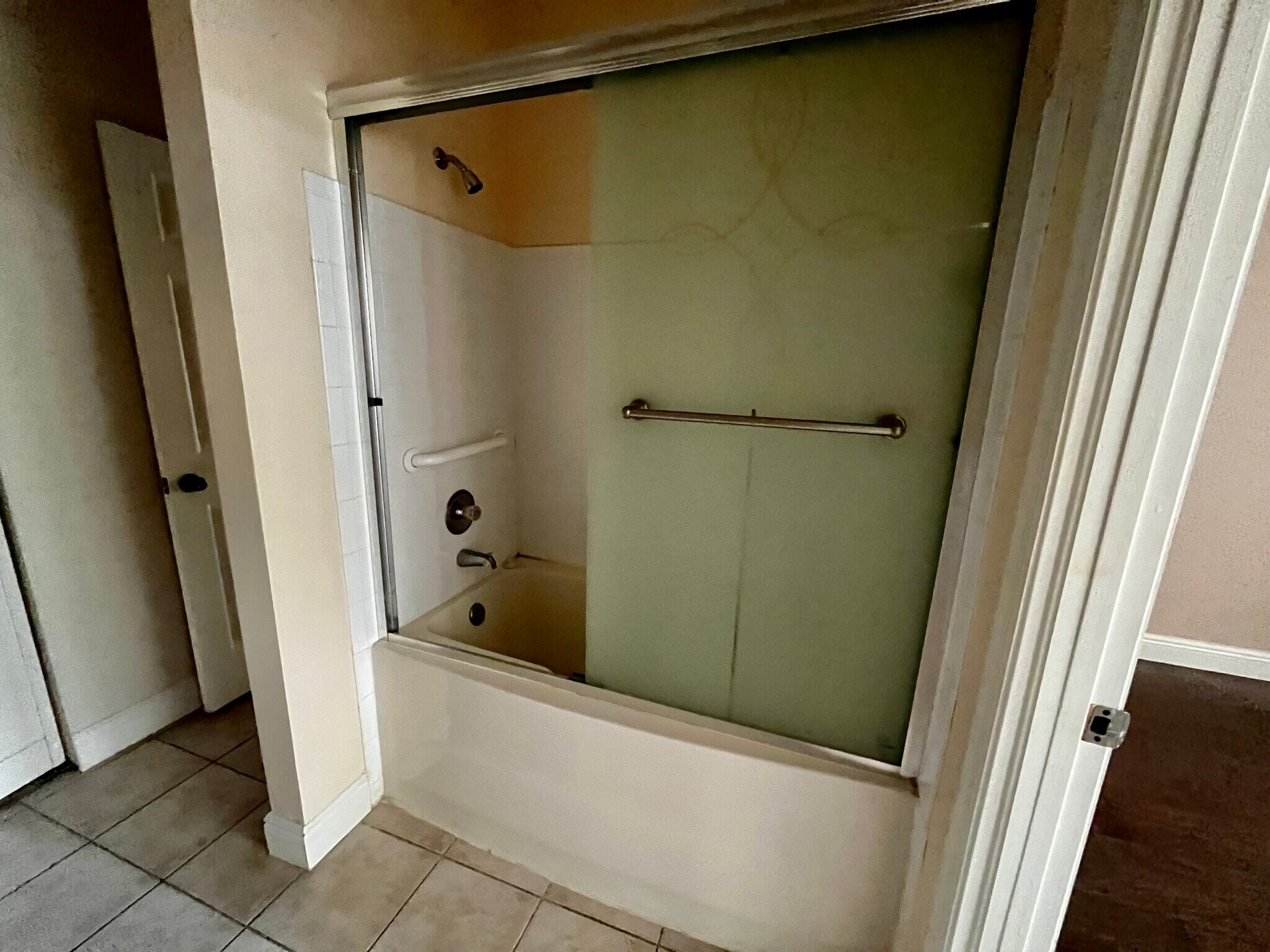 Guest bathroom - 6420 Raleigh St