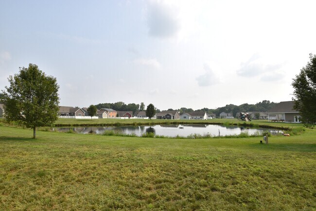 Building Photo - 111 Old Village Cir