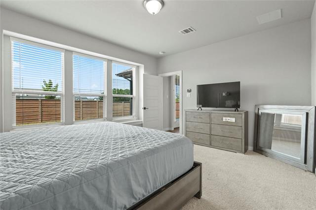 Building Photo - 1234 Stagecoach Trl