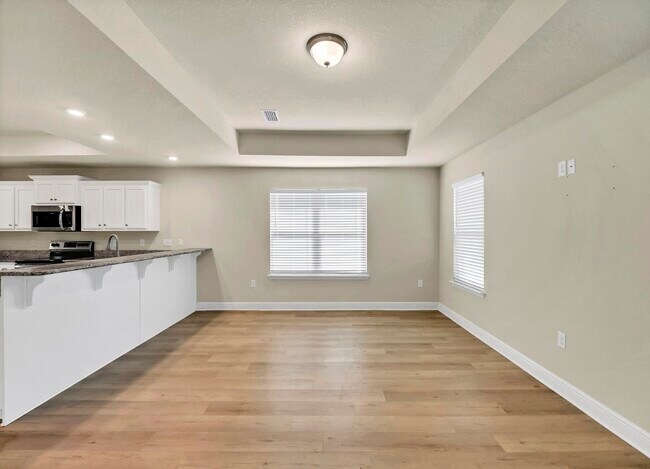 Building Photo - 3639 Ranch Dr