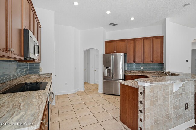 Building Photo - 10008 Sifton Ct