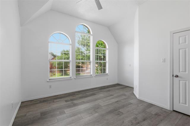 Building Photo - 305 W Mill Valley Dr