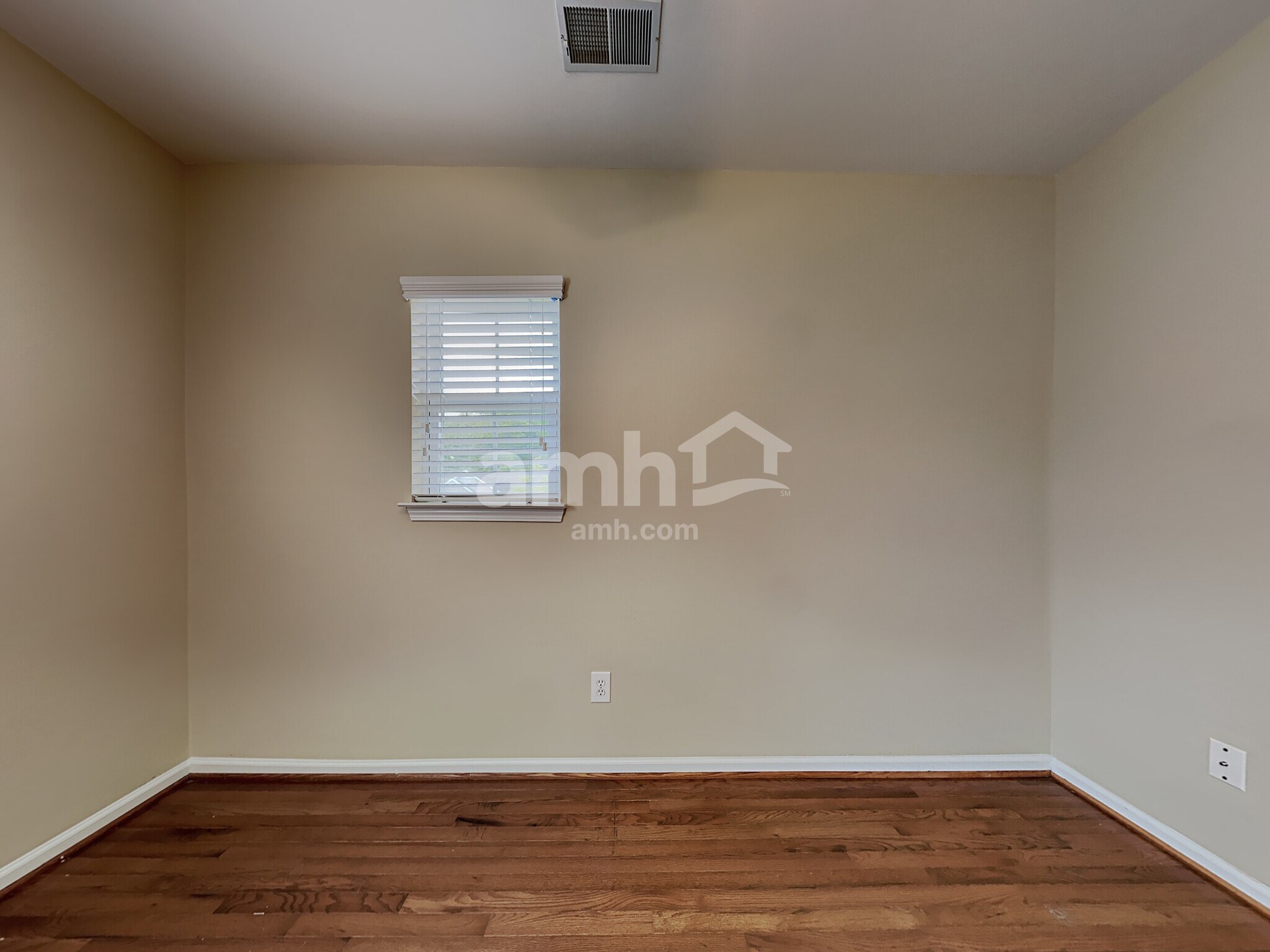 Building Photo - 111 Graduate Ln