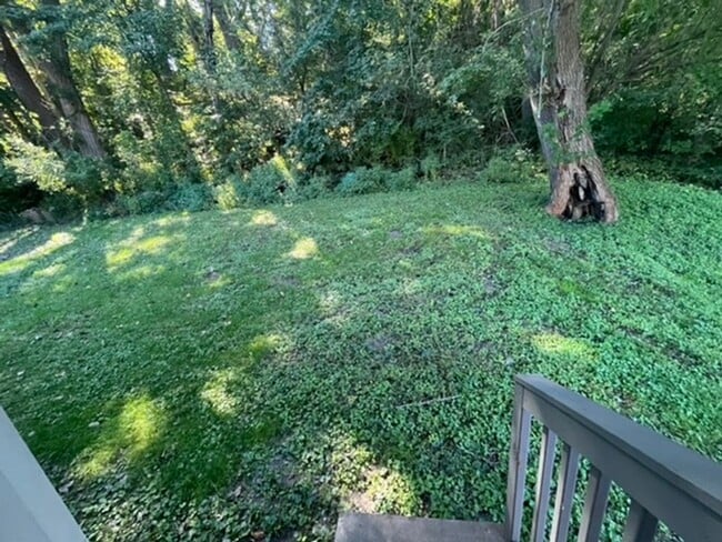 Building Photo - 3 Bedroom 1 Bath House in East Moline