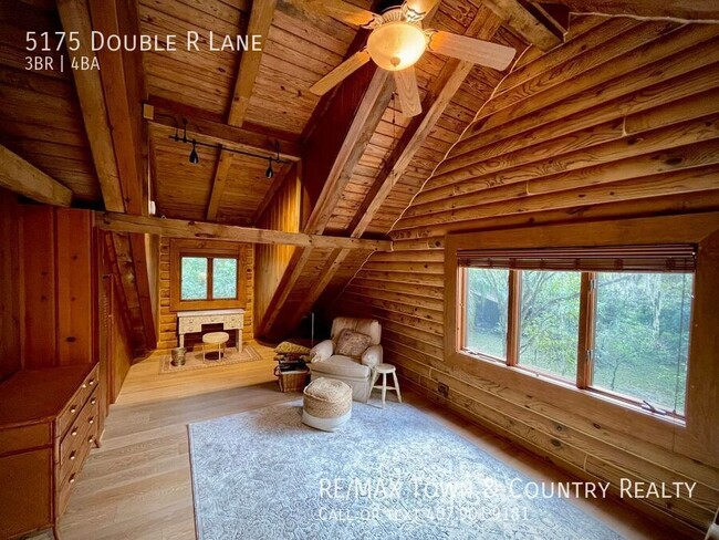 Building Photo - Log Home Rental available in Central Florida