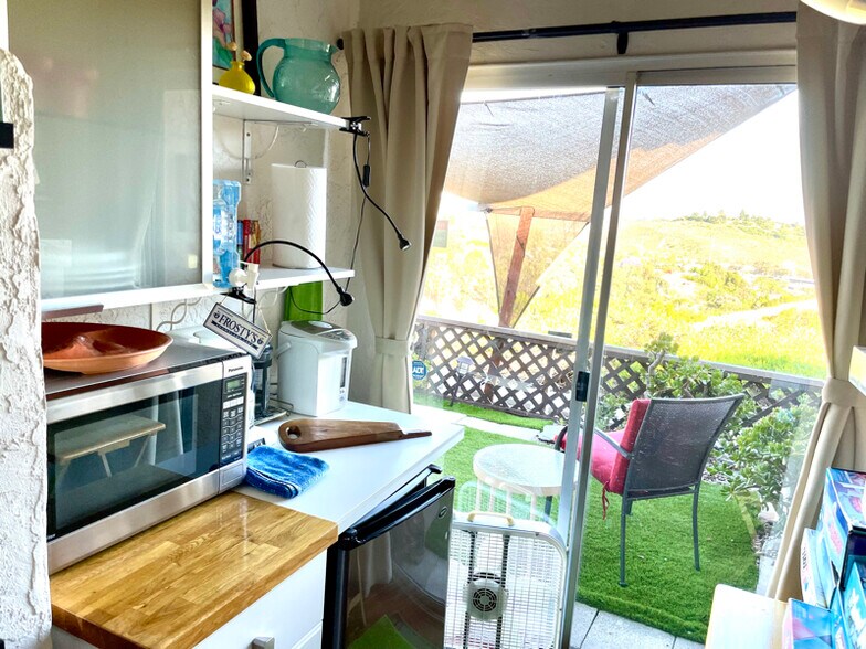 Building Photo - 250 Vista Montana Way