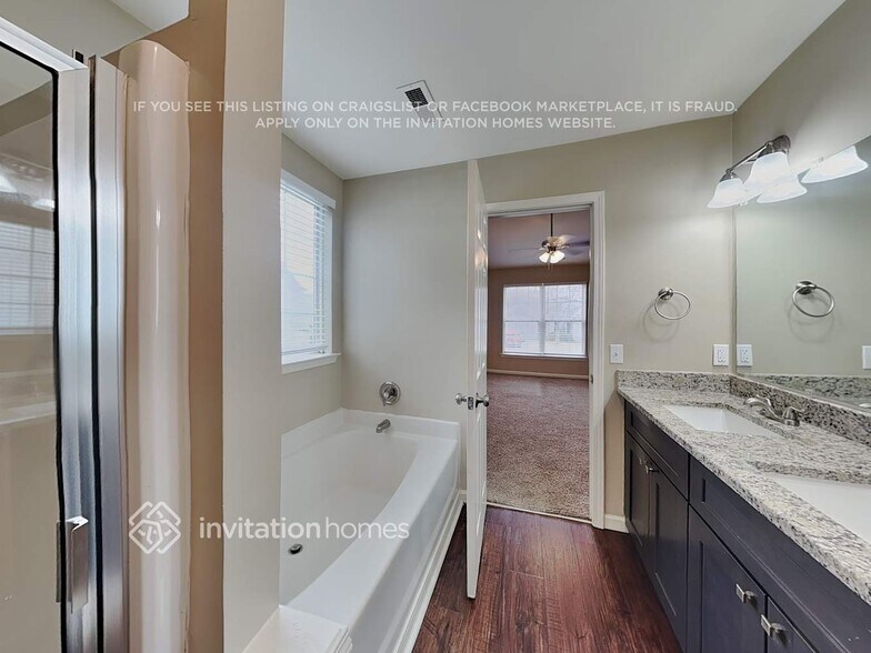 Building Photo - 7321 Balancing Rock Ct