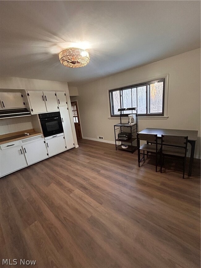 Building Photo - 8523 Columbia Rd