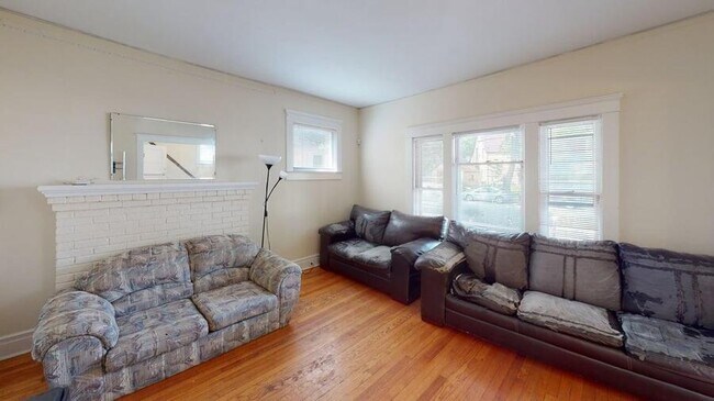 Building Photo - 1141 S. Forest-1141SF