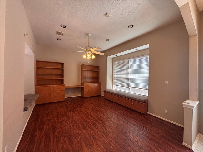 Building Photo - 12926 Dove Point Ln