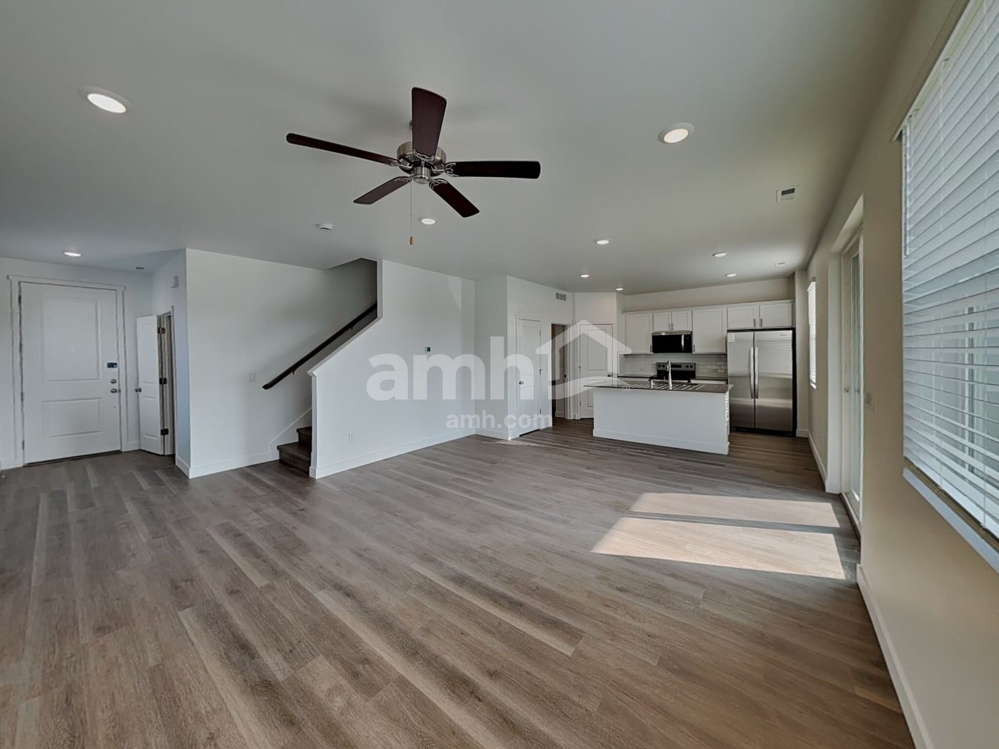 Building Photo - 4744 85th Dr NE