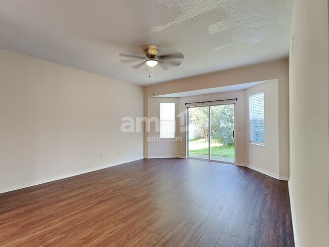 Building Photo - 1749 Oak Grove Chase Dr