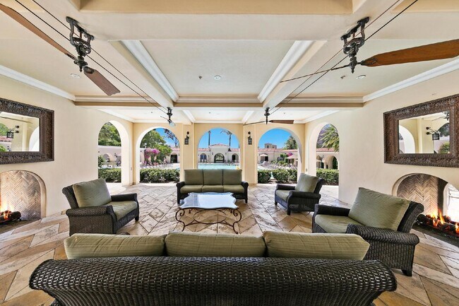 Building Photo - Luxurious Living at Its Finest | 1-Bedroom...