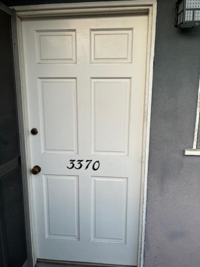 Building Photo - 3370 Barham Blvd