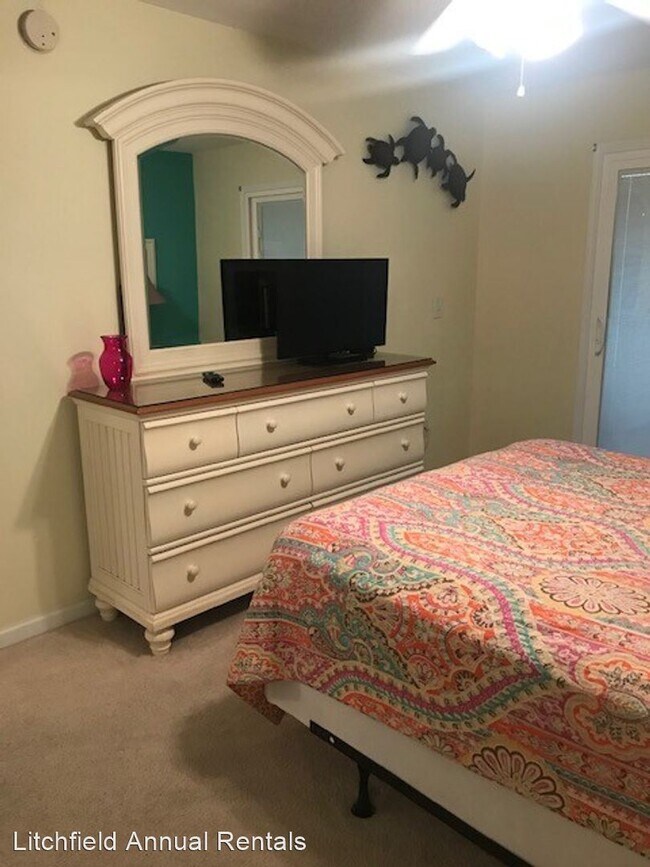 Building Photo - 3 br, 2 bath House - 749 Blue Stem Dr Unit...