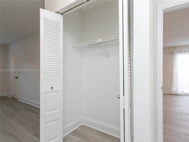 Building Photo - 21559 Cypress Hammock Dr