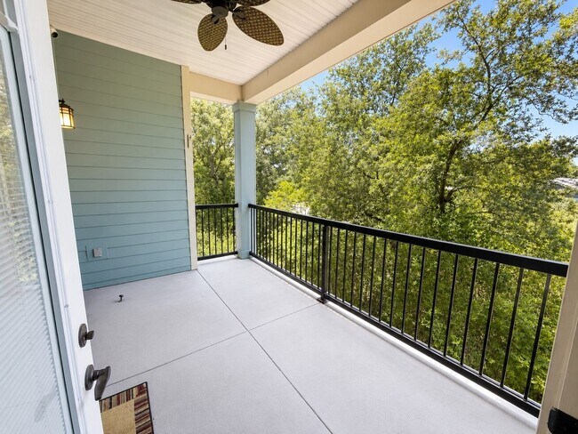 Building Photo - 3/3 Condo - Gulf Shores