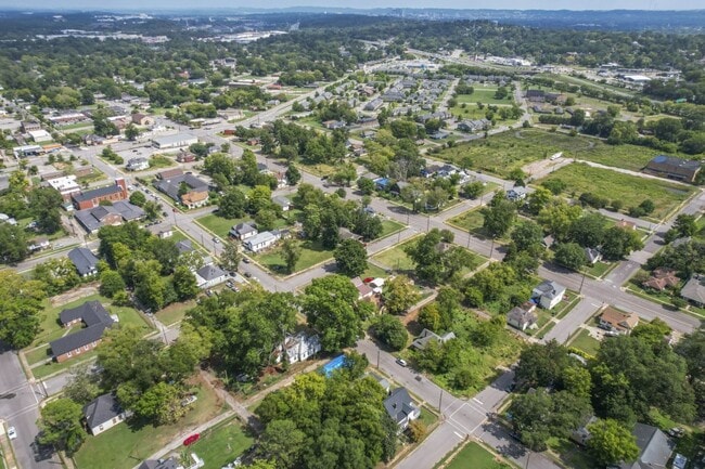 Building Photo - "Charming 2-Bed, 1-Bath Gem on Avenue H – ...