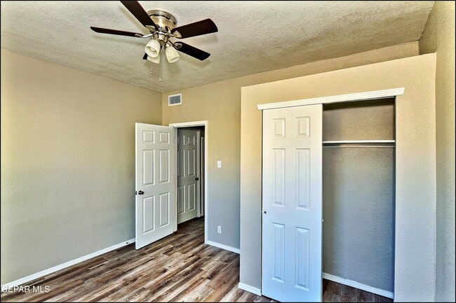 Building Photo - 615 Arizona Ave