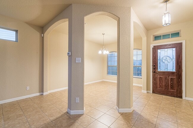 Building Photo - 6802 Fort Bend