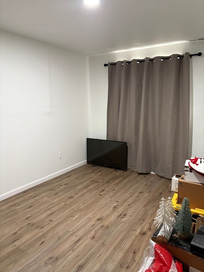 Building Photo - 4 Bedroom 3.5 Bath in Widefield