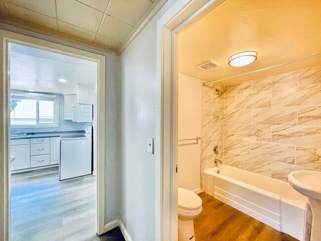 Building Photo - Renovated 4 bedroom 2 bath Home with Plenty of Space!