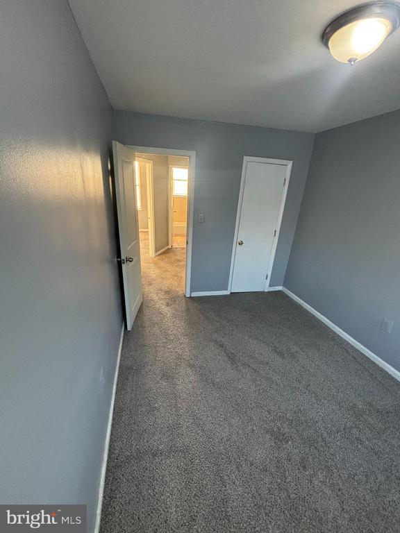 Building Photo - 1501 N Payson St