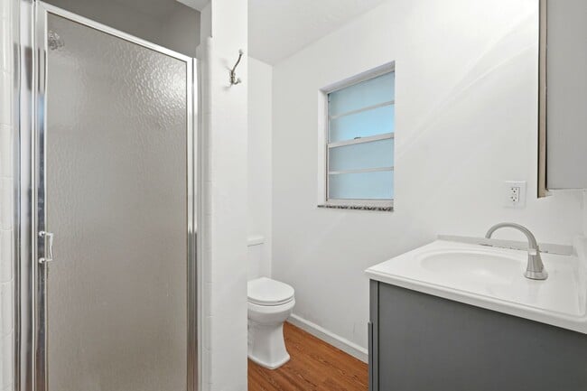Building Photo - 4731 NW 39th St
