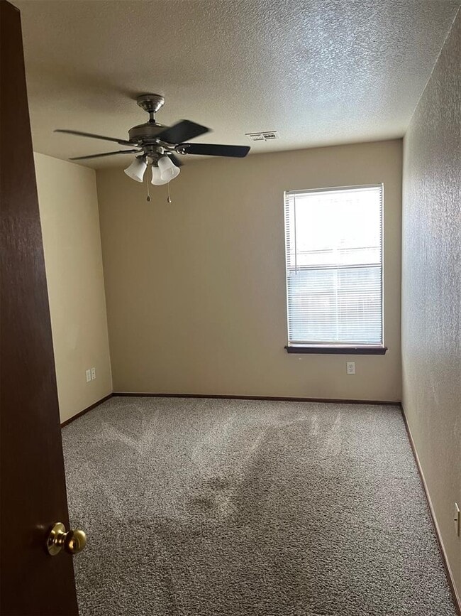 Building Photo - 10212 Jetty Ct