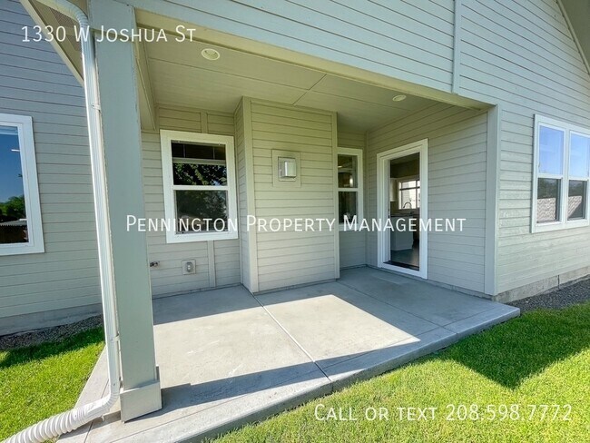 Building Photo - 1330 W Joshua St