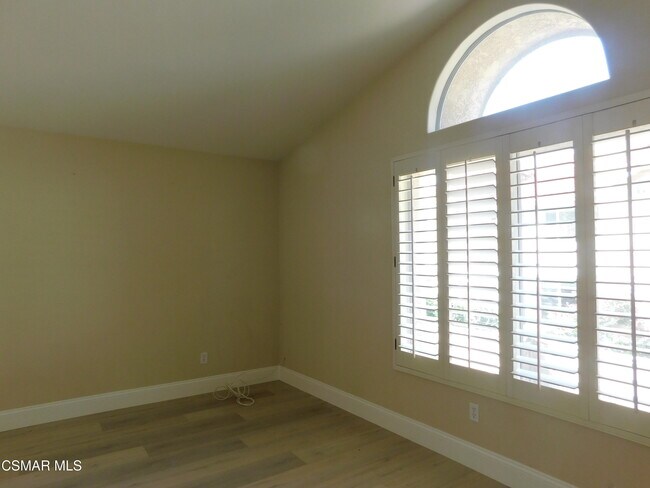 Building Photo - 4887 Santo Dr