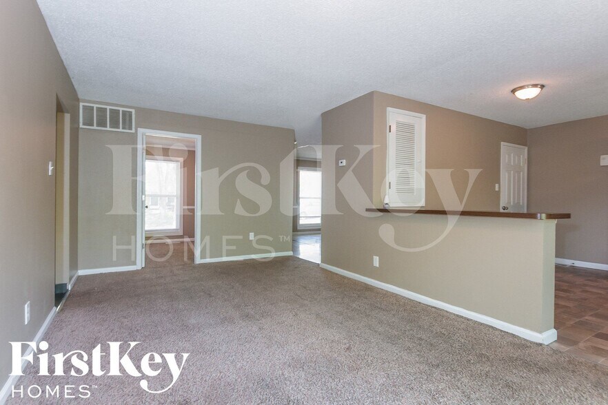 Building Photo - 6692 Lesli Mari Ct