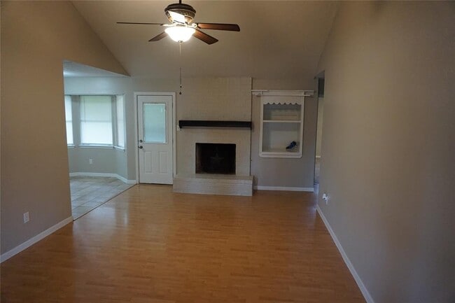 Building Photo - 5022 Fox Hollow Blvd