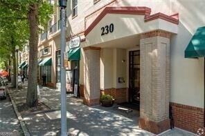 Building Photo - 230 E Ponce de Leon Ave