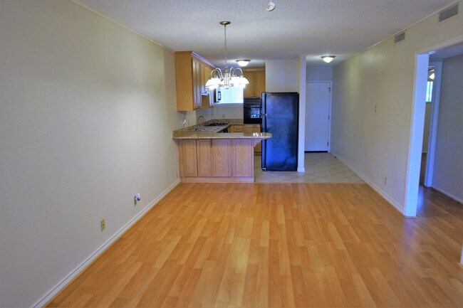 Interior Photo - Fabulous landmark Downtown Austin property! Great downtown neighborhood!