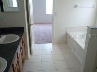 Building Photo - 10625 Shady Falls Ct