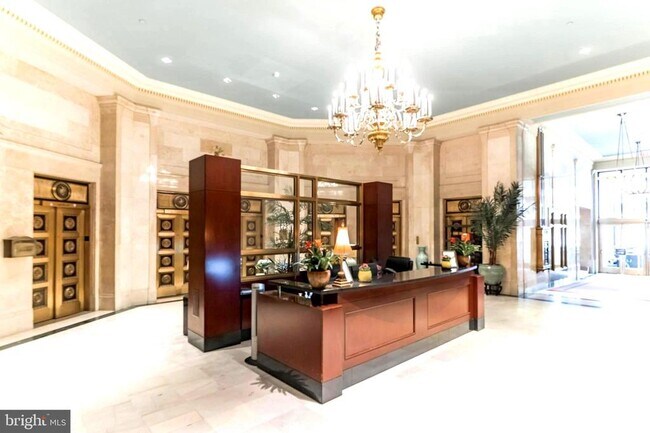 Building Photo - 1600 Arch St