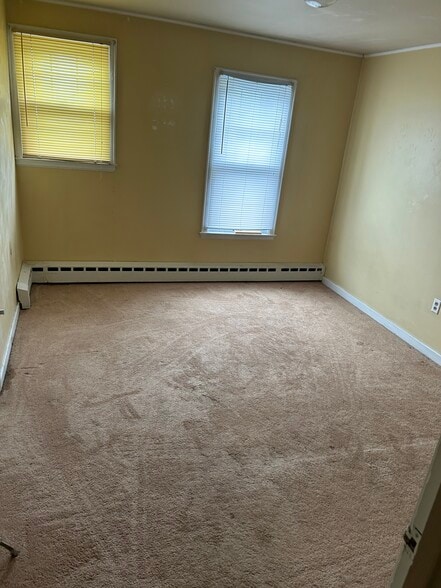 Bedroom B - W4160 Main Rd
