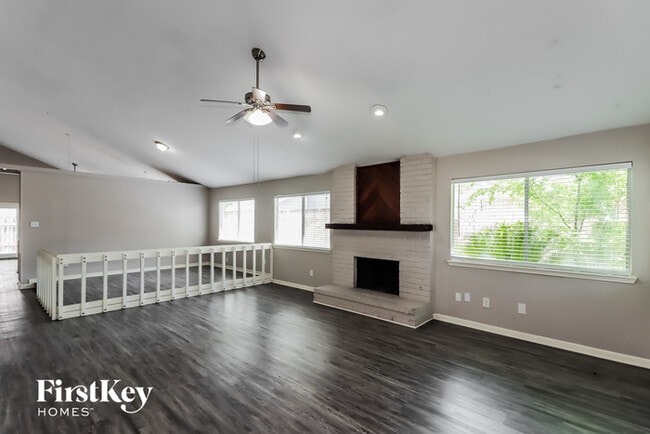 Building Photo - 13830 Walnut Hollow Ln