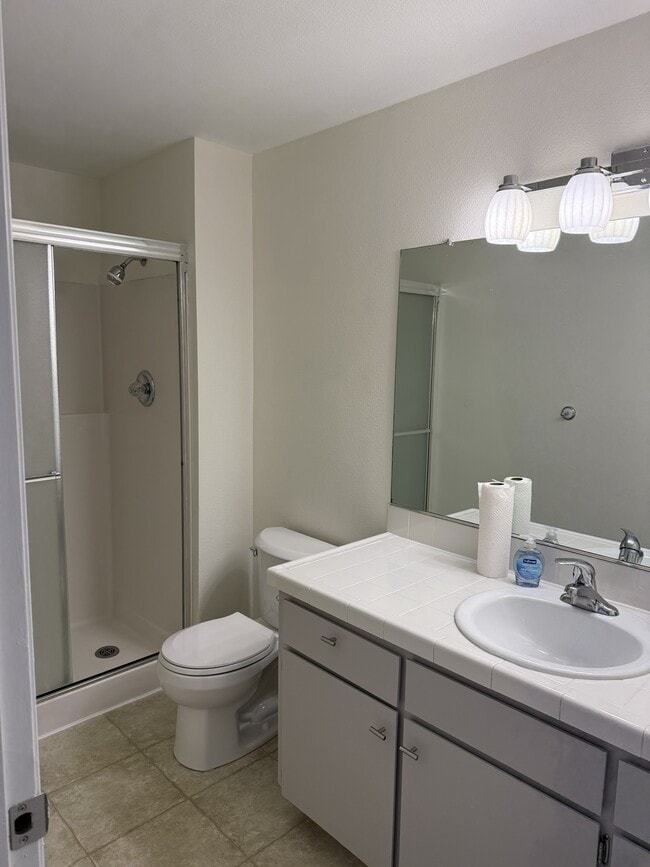 Building Photo - 13235 SW Barberry Dr