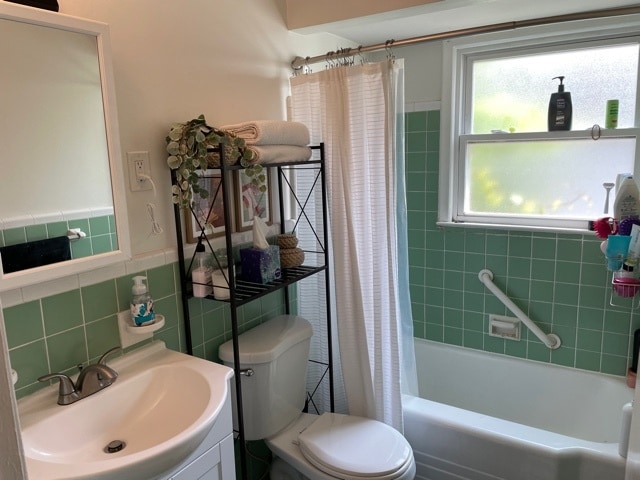 Building Photo - 720 -722 Louis Ave